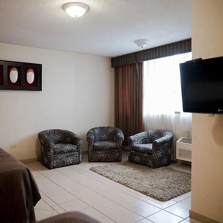 Hotel Eh Ejecutivo Urban Tepic Zewnętrze zdjęcie