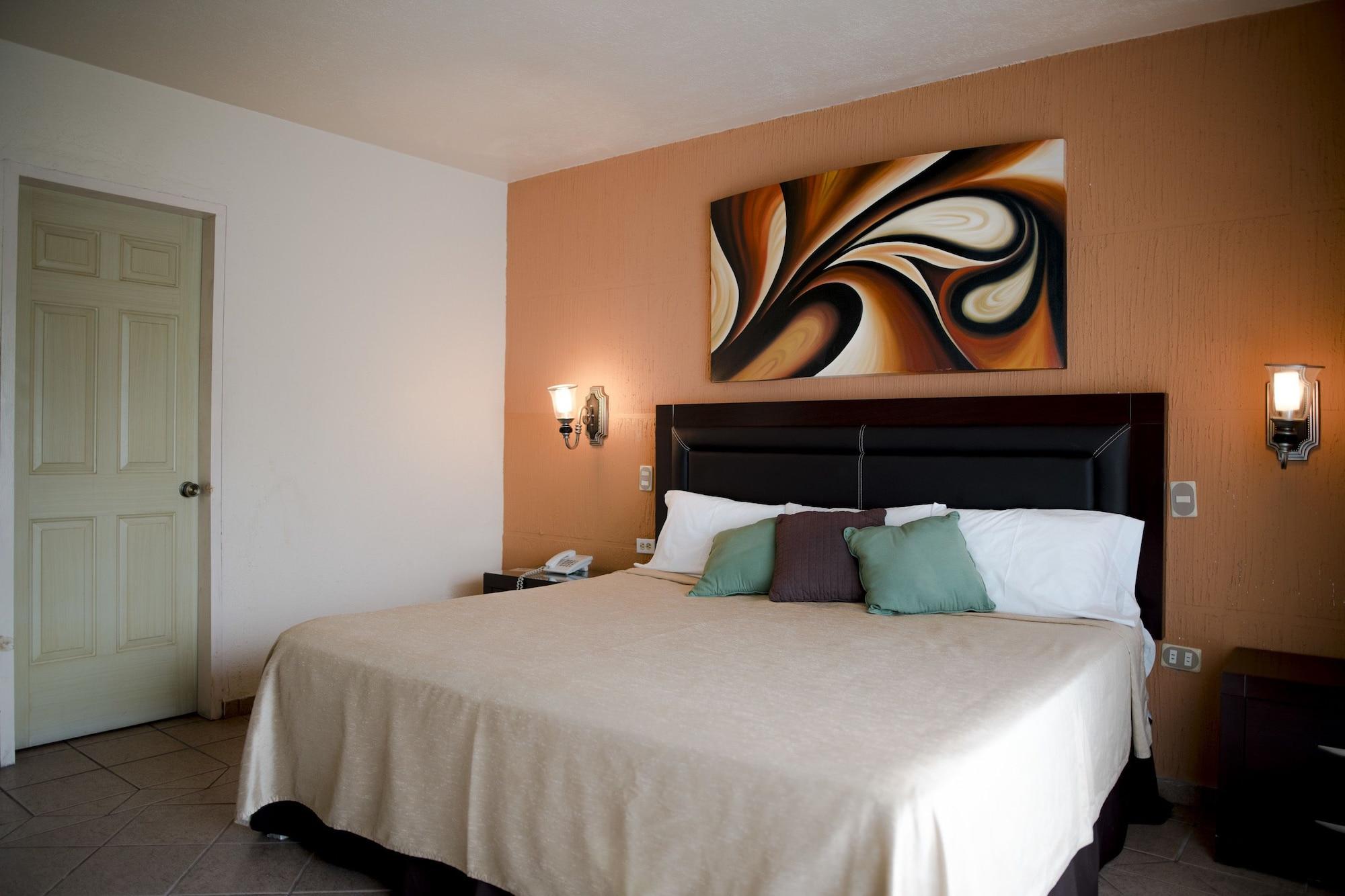 Hotel Eh Ejecutivo Urban Tepic Zewnętrze zdjęcie