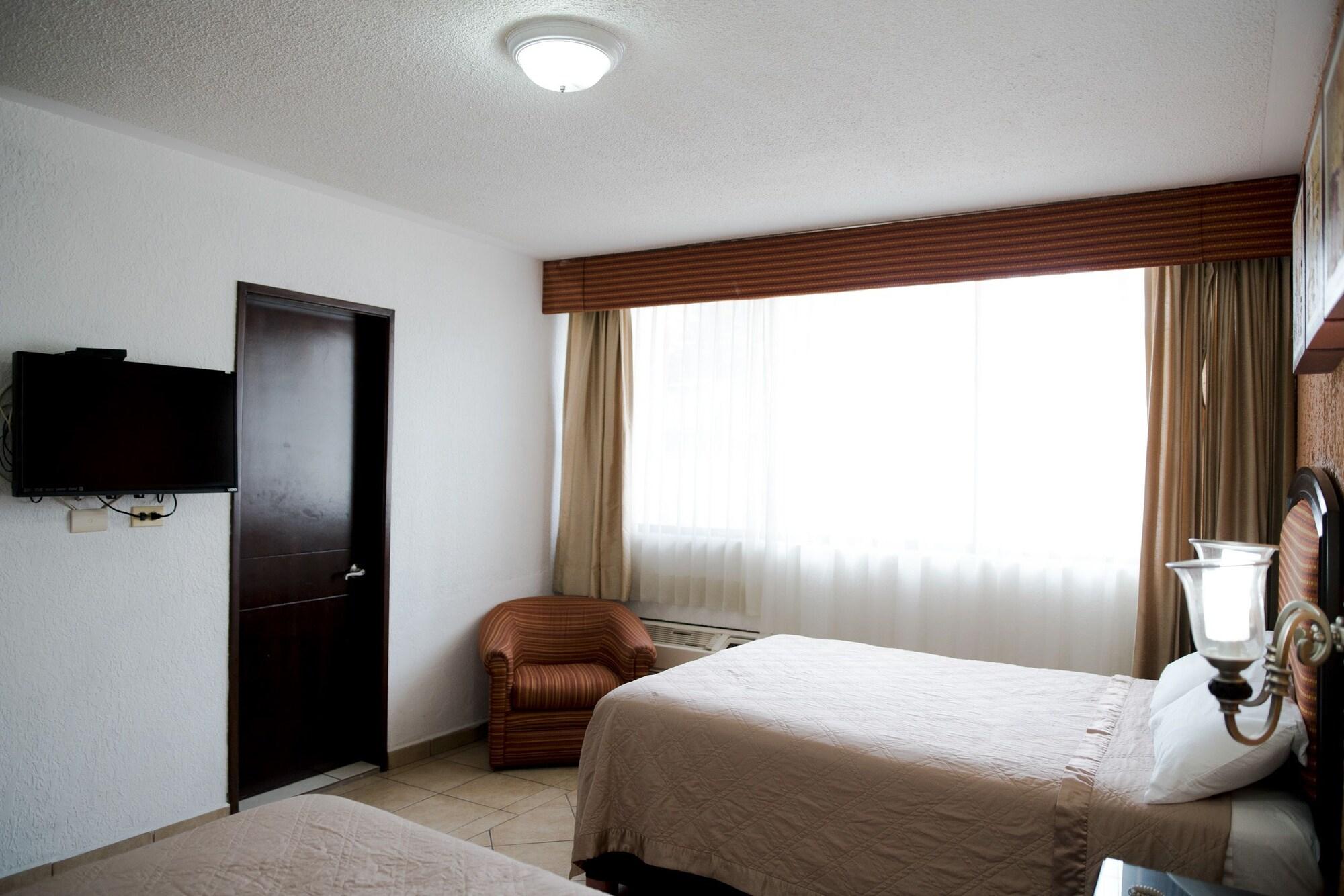 Hotel Eh Ejecutivo Urban Tepic Zewnętrze zdjęcie