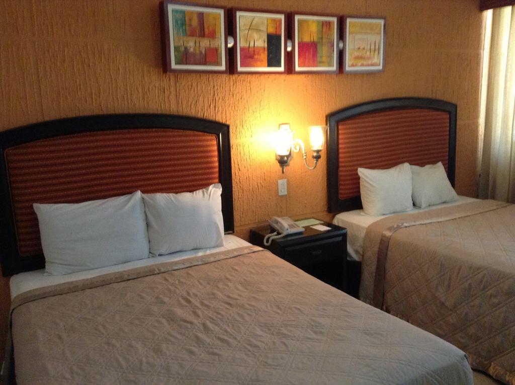 Hotel Eh Ejecutivo Urban Tepic Zewnętrze zdjęcie