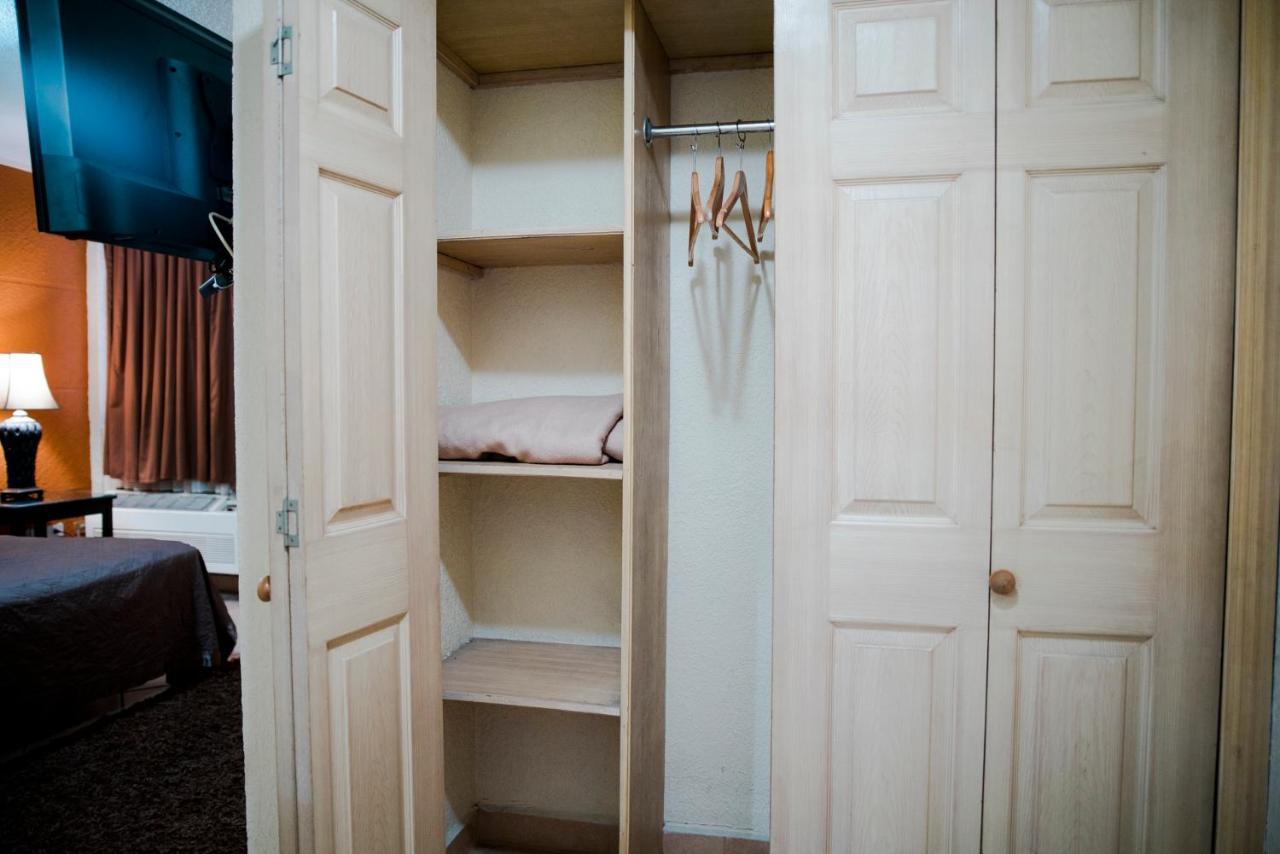 Hotel Eh Ejecutivo Urban Tepic Zewnętrze zdjęcie